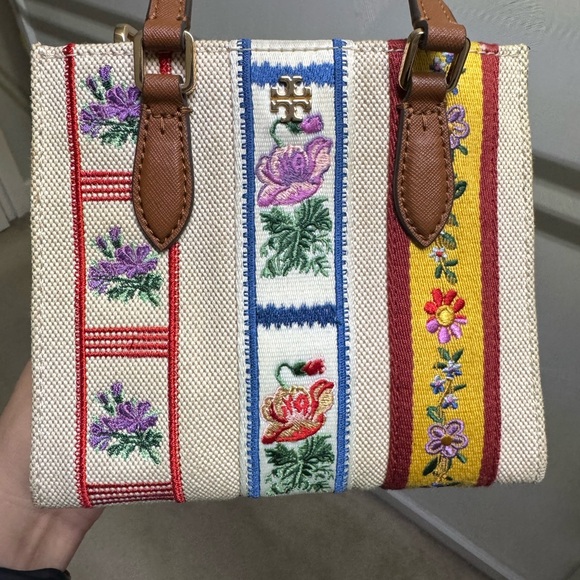 Tory Burch Emerson Satchel - Picture 2 of 8